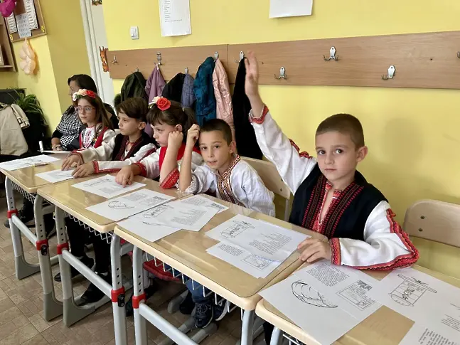 Урок за „Пътя на хляба – от зрънцето до трапезата“ във врачанското училище „Иванчо Младенов“