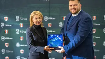 С впечатляваща церемония, светлинно шоу и първи домакински мач бе открито новото осветление на стадион "Христо Ботев" в Габрово 
