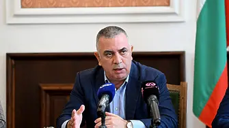 Стефан Радев: Искаме новият механизъм за определяне на такса за битови отпадъци да се отложи