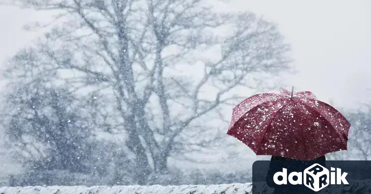 В петъчния 17 октомври времето над по голямата част от страната