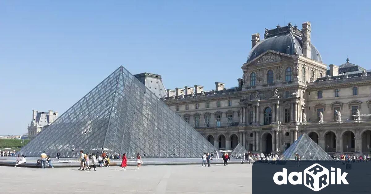 Бижутата откраднати в неделя сутринта от Лувъра в Париж са част от