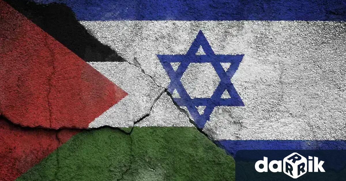 Израелските военни са предприели атака срещу Газа съобщиха днес израелските