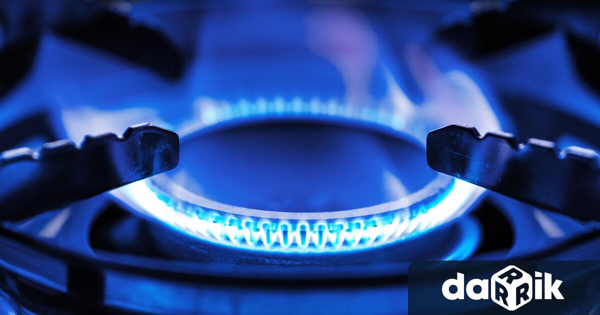 Трима души загинаха при мощна експлозия в жилищен блок в