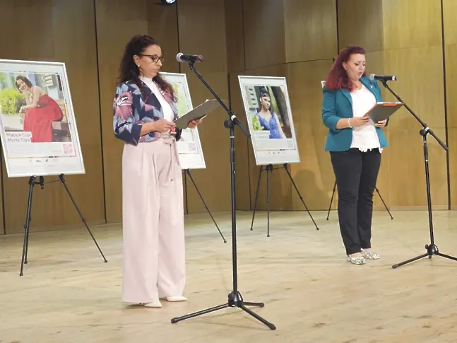  Национална среща събра в Плевен обществени служащи, приемни родители и деца от приемни фамилии 