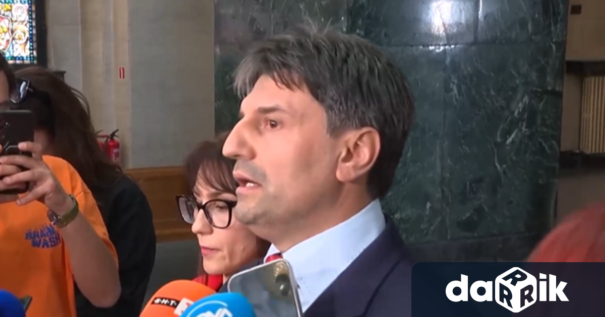 Заподозреният за убийството на 15 годишно момче в столичен мол може