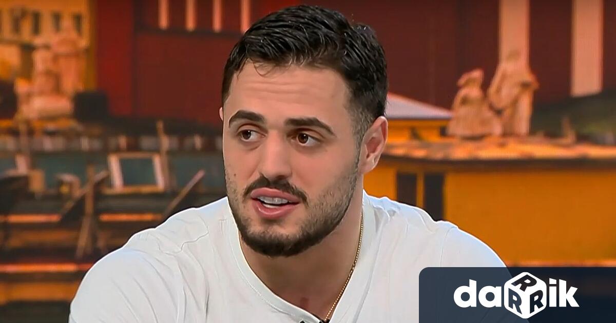 Световният шампион по вдигане на тежести Карлос Насар сподели в