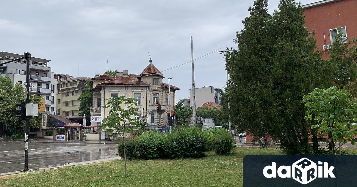 В събота ще преобладава облачно време Ще има и валежи