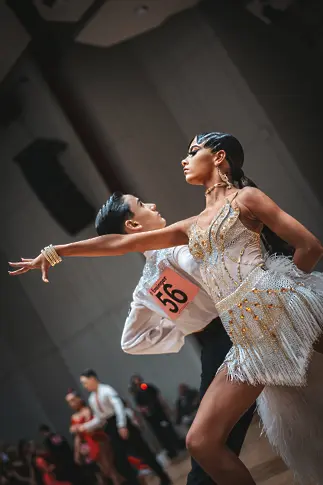  Мила от Бургас и Явор от Плевен доближават до Световното състезание единствено година след първия си общ танц 