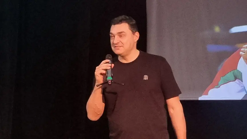 Владо Николов с изненада за своите фенове