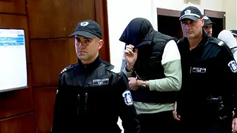 Върнаха делото срещу полицаите, обвинени за смъртта на мъж при арест