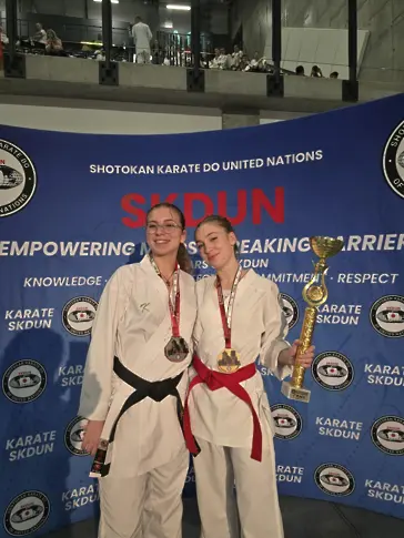  Каратеките от КБИ „ Грифон “ с чудесно показване на Световното състезание по Шотокан карате-до 