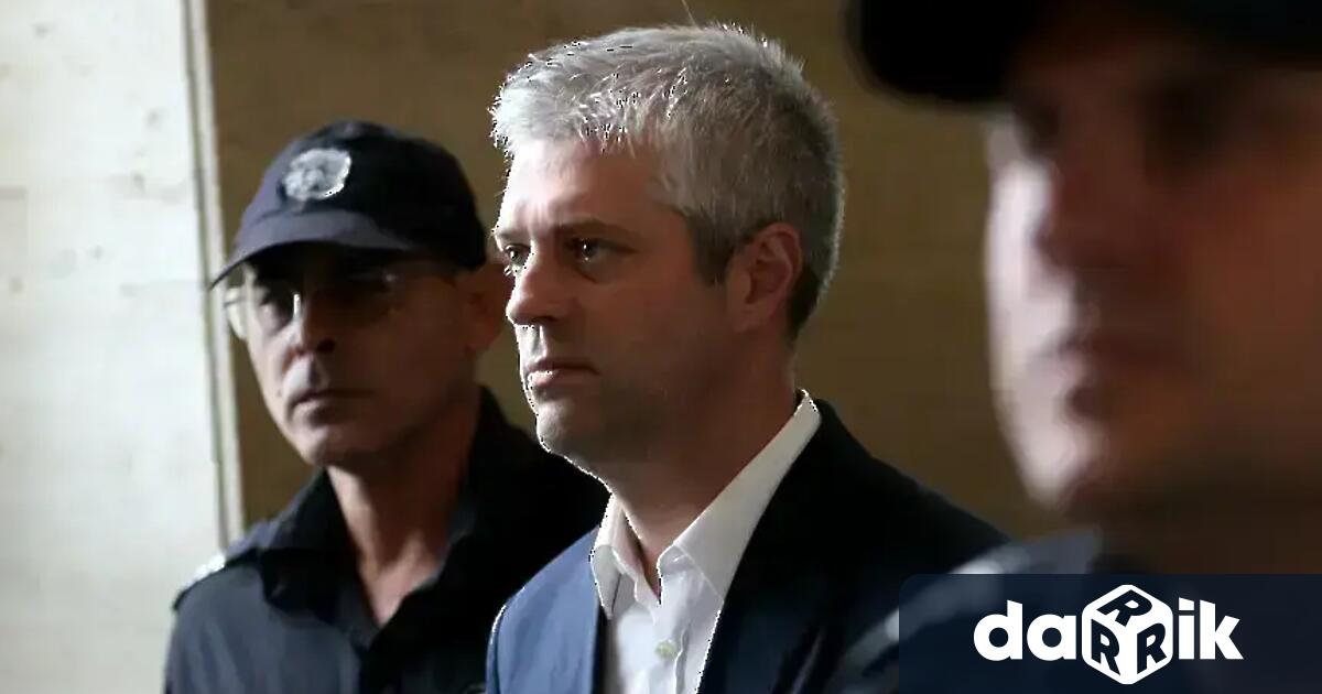 Тази сутрин са повдигнати нови обвинения на кмета на Варна