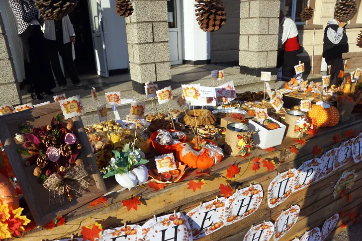  Пъстър есенен празник на тиквата в село Малчика 