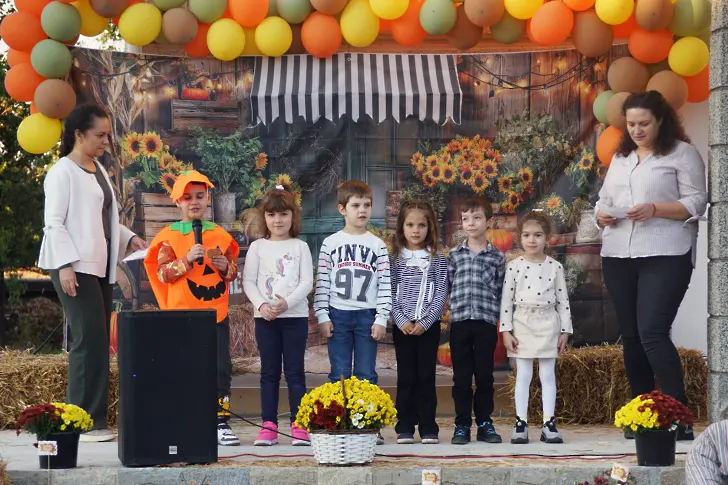  Пъстър есенен празник на тиквата в село Малчика 