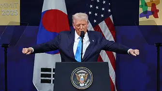 Тръмп пристигна в Южна Корея за търговски преговори