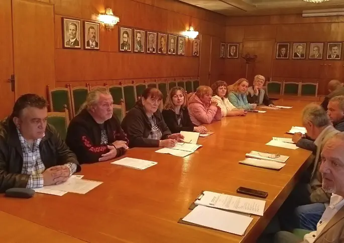 Готовност за зимата заявиха всички фирми, ангажирани със зимното почистване в община Плевен