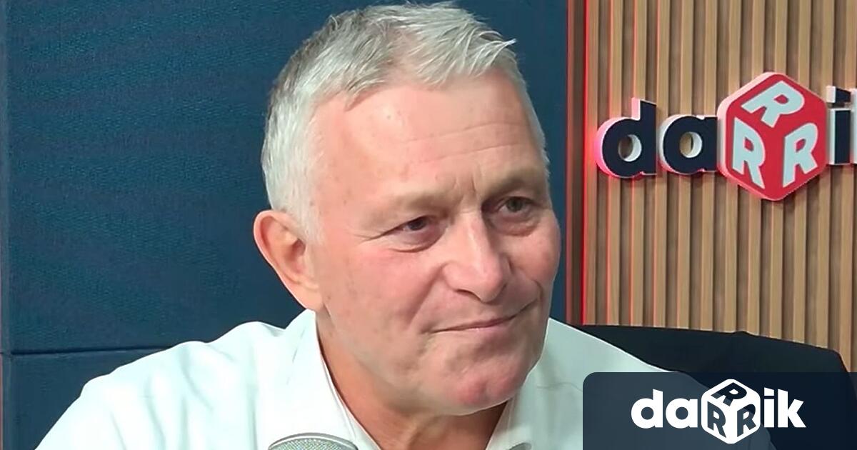 Бившия министър на енергетиката Мирослав Севлиевски бе специален гост в