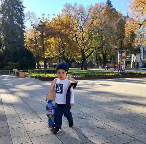  Офисът на Национална агенция за приходите в Плевен се включи в акция „ Капачки за бъдеще “ 