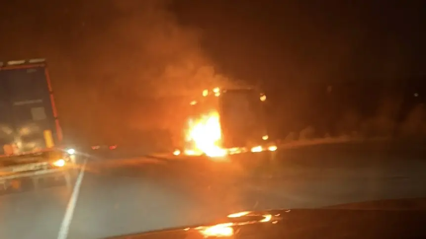 ТИР гори на пътя Ямбол- Елхово