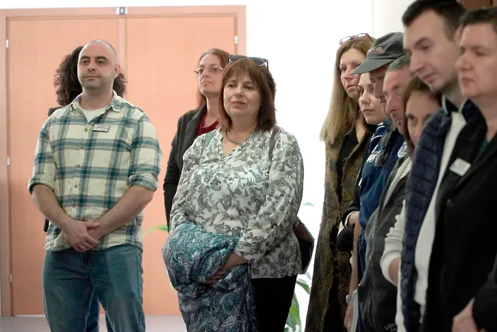  В Република България “Хр. Смирненски ” – Плевен откриха изложбата “Душата на будителя ”/СНИМКИ/ 