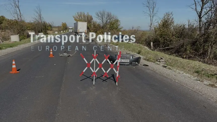 Млада жена загина в тежка катастрофа между кола и камион на пътя Велико Търново - Русе