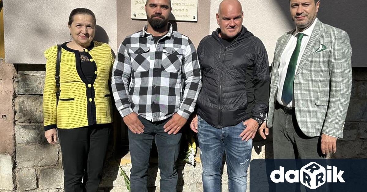 В навечерието на Деня на народните будители във Враца бе