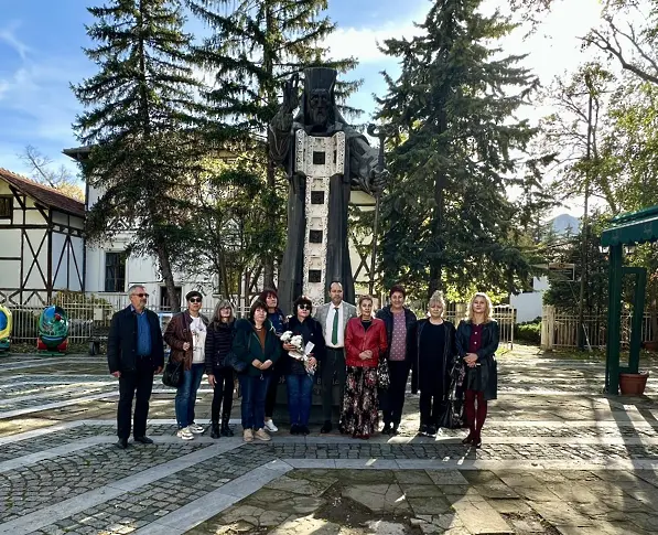 Враца поставя паметни знаци на своите будители – началото с барелеф на Димитраки Хаджитошин