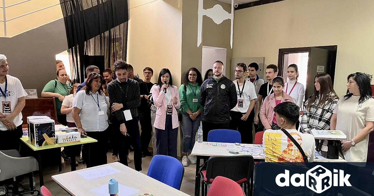 Младежкият център – Враца се превръща в оживено пространство посветено