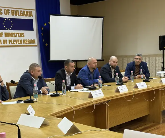 Областният кризисен щаб по проблемите с водоснабдяването в Плевен вече ще заседава един път в месеца