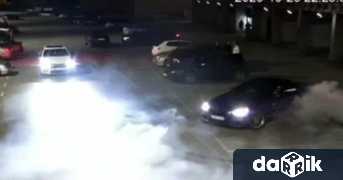 При осъществяване на непрекъснат контрол на обществения ред и пътната