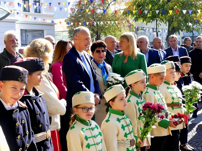 Нова Загора почете своя велик син Стоян Омарчевски – символ на будност и просвета