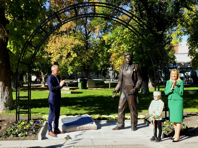 Нова Загора почете своя велик син Стоян Омарчевски – символ на будност и просвета