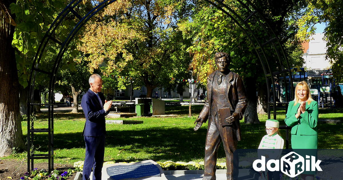 Нова Загора с гордост и признателност откри паметник на своя