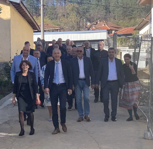 Областният управител Чавдар Божурски взе участие в среща на министър Красимир Вълчев с педагози