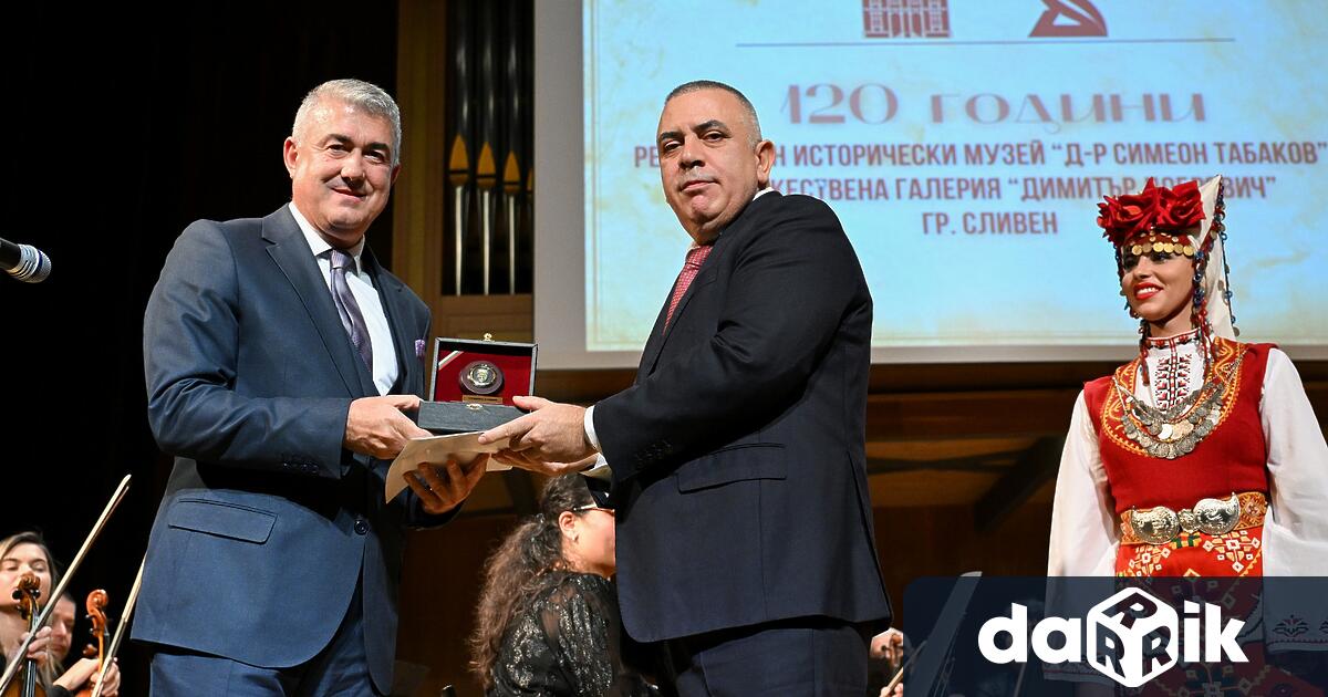 С тържествен концерт в зала Сливен Художествената галерия Димитър Добрович