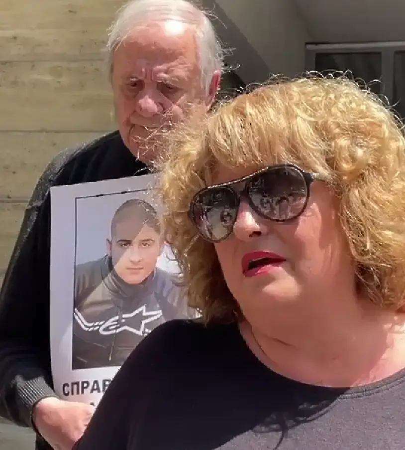 Протест пред Съдебната палата – близките на загиналия моторист Недялко Бакалски не спират да настояват за справедливост
