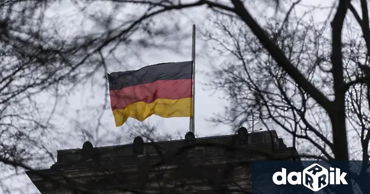 Германското правителство прие най голямото увеличение на минималната работна заплата от