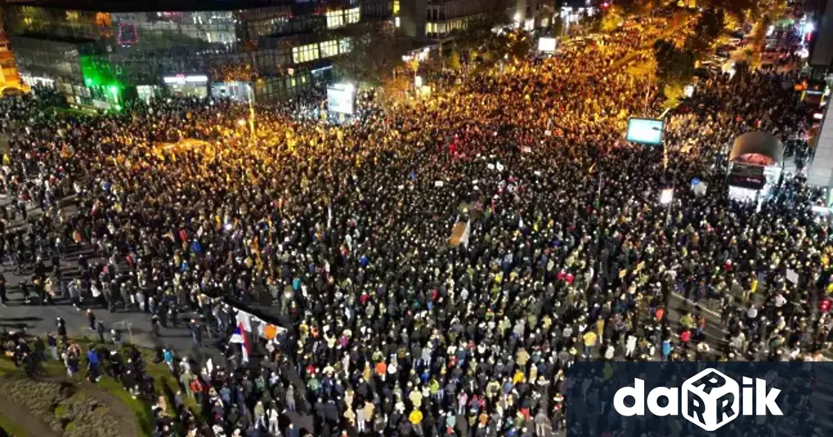 Най мащабната демонстрация в историята на Нови Сад приключи снощи без