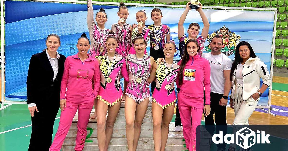 Сливенските състезатели от СКпо акробатика Стефан Данчев отново успяха да