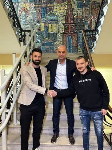 Кметът и капитаните на „Локомотив“ и „Ботев“ призоваха за уважение между феновете в навечерието на пловдивското дерби