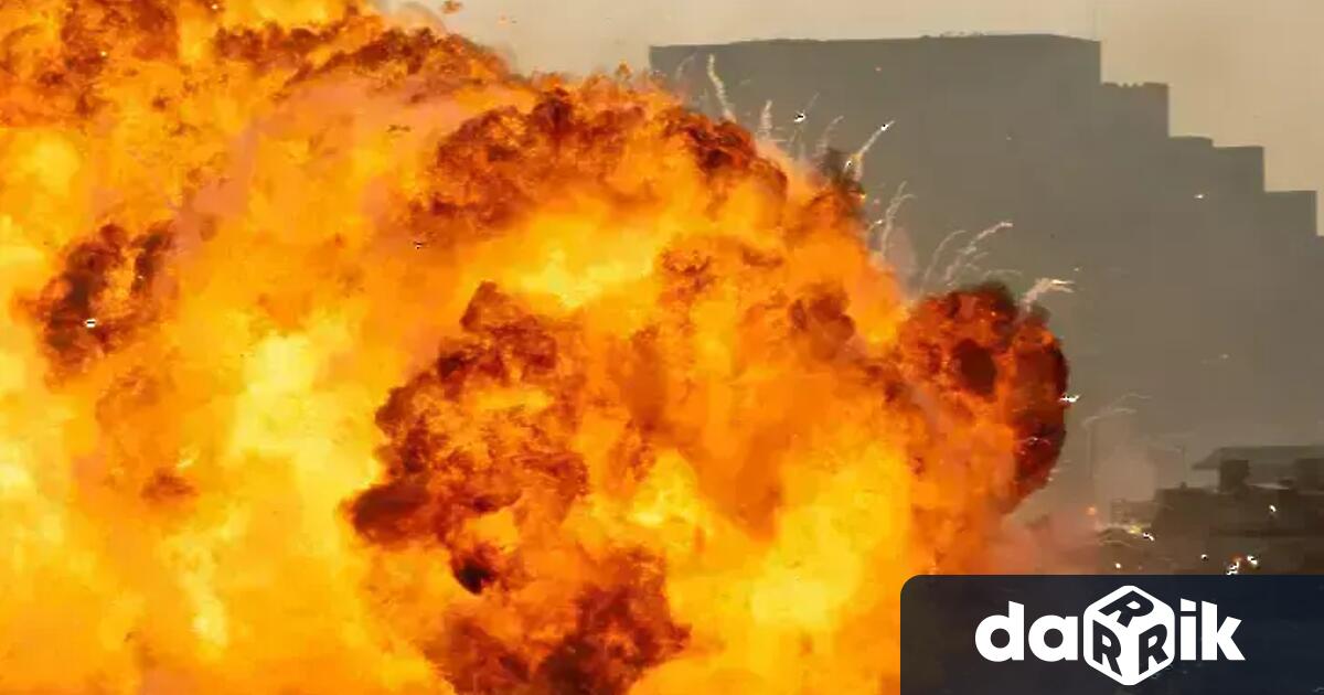 Най малко 23 души загинаха а 11 бяха ранени при мощна