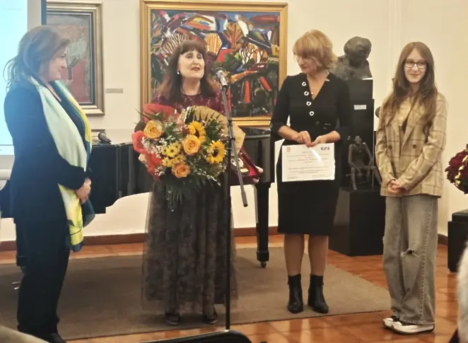 Ръководителят на Арт школа „Колорит“ Майя Ананиева е тазгодишният носител на Наградата по хуманитаристика за 2025 година в Плевен