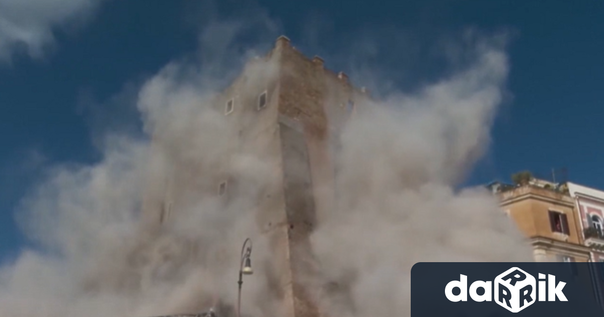 Средновековна кула в центъра на Рим която е в процес