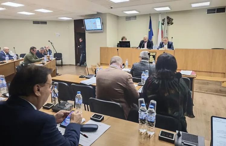 Отложиха предложението за промени в Наредба № 17 за определяне и администриране на местните такси и цени на услугите в община Плевен