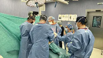 За първи път в България: Ортопеди в ,Сърце и Мозък‘ поставиха индивидуално изработена тазобедрена става 