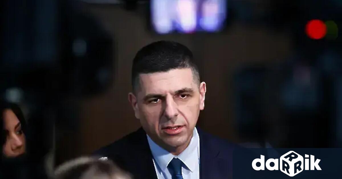 Ивайло Мирчев отправи остра критика към Бойко Борисов и Делян