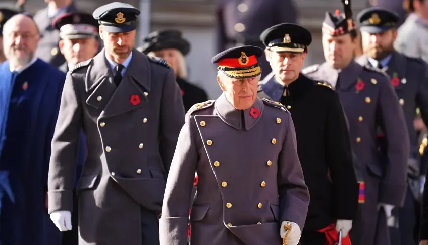 Крал Чарлз Трети оглави церемонията в памет на загиналите във войните британци