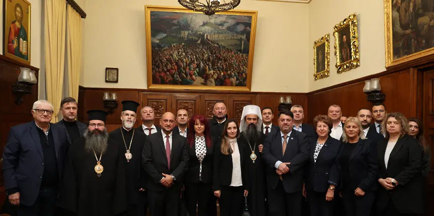 Патриарх Даниил се срещна с парламентарната група на БСП