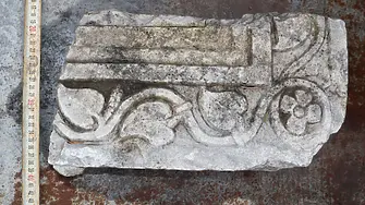 Задържаха мъж, в чиито дом полицията откри три каменни предмета с културно-историческа стойност 