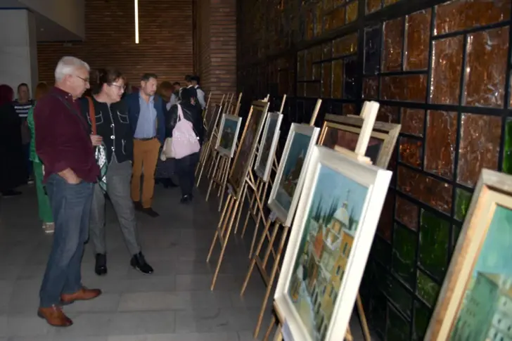 Представят 23 картини на благотворителна изложба в подкрепа на параклиса „Свети Мина“ в Сливен